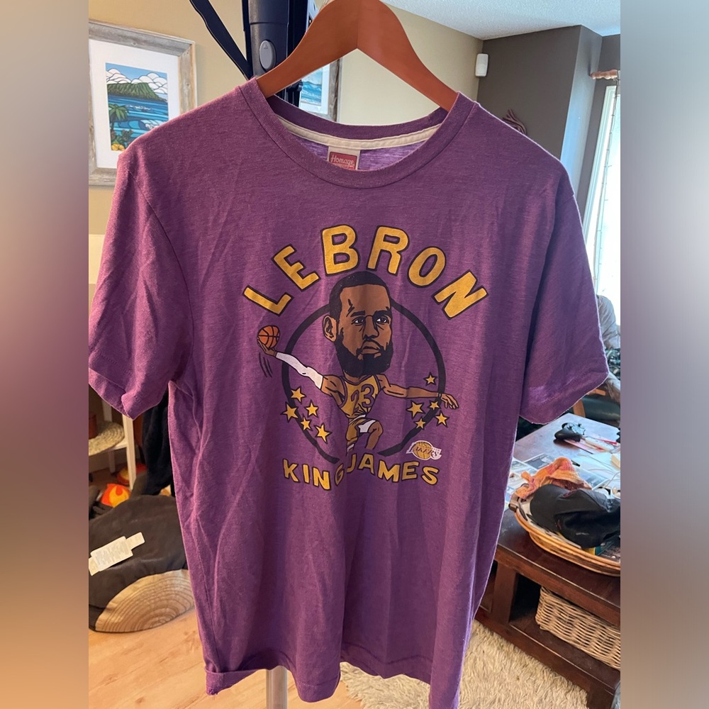 Lebron James Homage shirt size L
